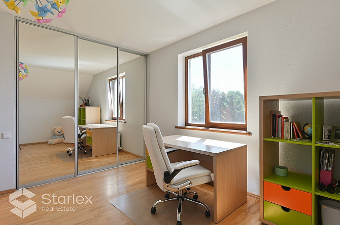 Просторный и впечатляющий частный дом в Биерини. Великолепный двухэтажный дом и Рига - изображение 10