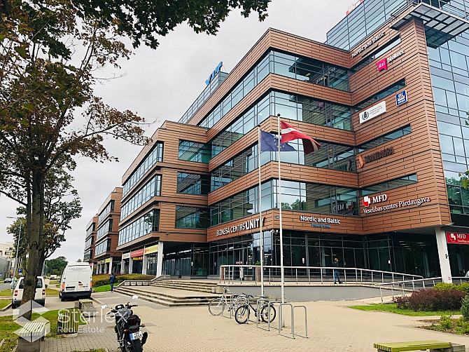 Augstas klases biznesa komplekss, kas atrodas Pārdaugavā, Vienības gatvē 109 - labiekārtotā Rīga - foto 1