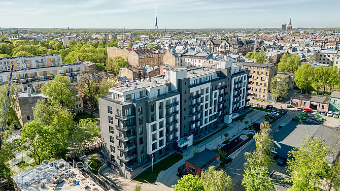 Piedāvajam Īpaši izceļamu dzīvokli Rīgas Centra trokšņu aizvējā - penthausa dzīvokli ar Rīga - foto 2