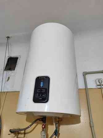 Labdien, ļoti cienījamie īrnieki. Saimniece izīrē ilgtermiņā ļoti ekonomisku vienistabas dzīvokli... Рига