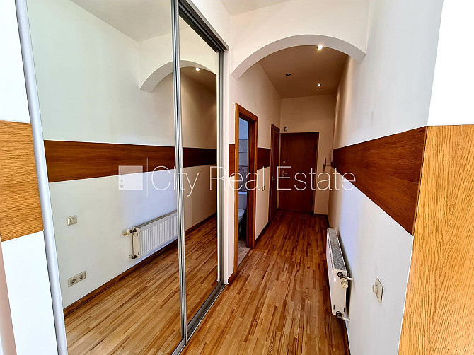 Домовладение, реставрированный дом, благоустроенный озеленённый двор, закрытая Рига - изображение 16