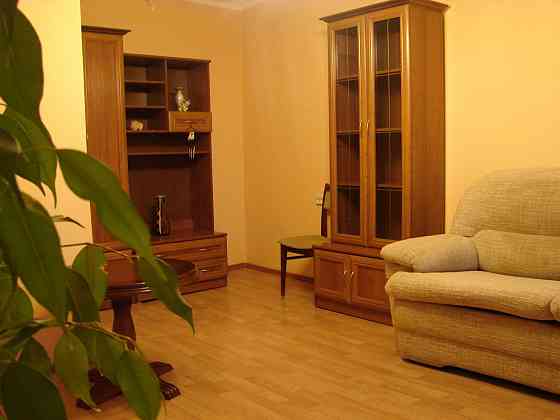 Pārdošanā dzīvoklis ar remontu – gaišs, tīrs un silts. Logi vērsti uz dienvidrietumiem. Mēbeles... Rīga