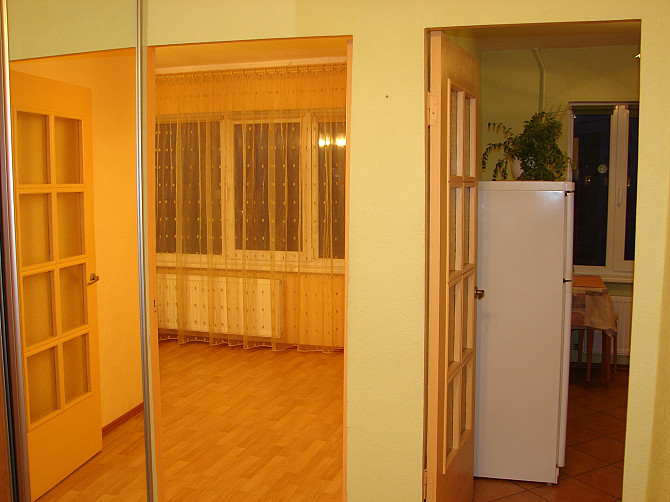 Pārdošanā dzīvoklis ar remontu – gaišs, tīrs un silts. Logi vērsti uz dienvidrietumiem. Mēbeles... Rīga - foto 8