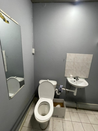 Apkurināmas noliktavu telpas ar augstiem griestiem.  + ērta piekļuve; + paceļamie vārti (3x3m); + te Рига - изображение 9