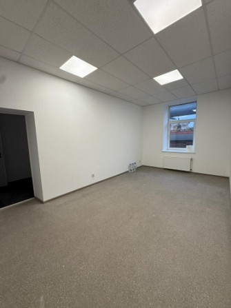 Birojs industriālā rajonā Starta ielā.  Birojs sastāv no divām telpām, noliktavas un sava Rīga - foto 3