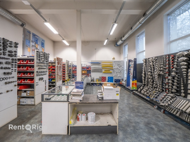 Kapseļu iela 15  pieejamas veikala un noliktavas telpas īrei no 11.06.2026.  Piedāvājam plašas Rīga - foto 5