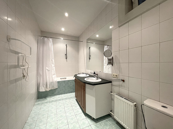 Pārdošanā dzīvoklis ar panorāmas skatu no ēkas augšējā stāva, nodrošinot saikni ar pilsētas... Рига - изображение 9