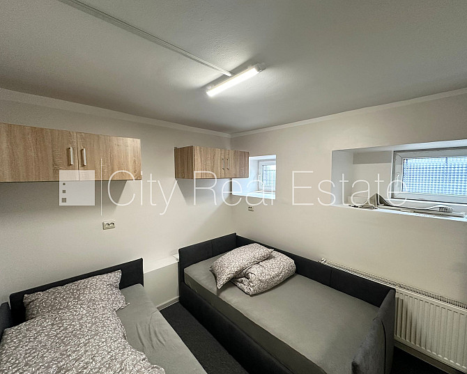 Fasādes māja, restaurēta māja, vieta automašīnai, kāpņu telpa pēc kosmētiskā remonta, Rīga - foto 3