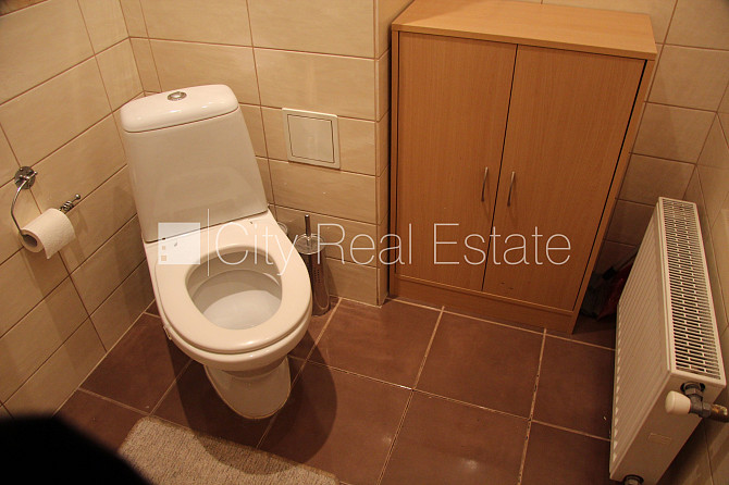 Pagalma ēka, restaurēta māja, studio tipa, virtuve apvienota ar viesistabu, centrālā apkure, Rīga - foto 18