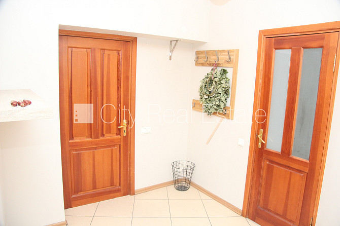 Pagalma ēka, restaurēta māja, studio tipa, virtuve apvienota ar viesistabu, centrālā apkure, Rīga - foto 19