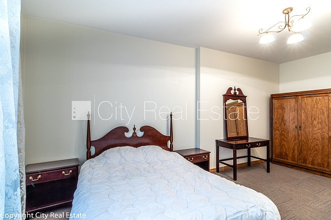 Дом во дворе, реновированный дом, количество спален 2 шт., изолированные комнаты 2 Рига - изображение 10