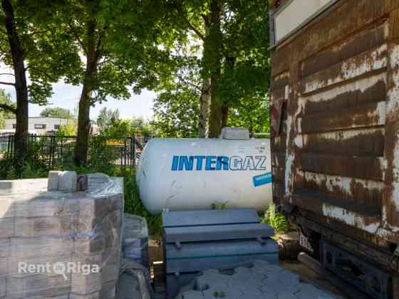 Долгосрочная аренда двухэтажного здания под мастерскую по ремонту грузовых Rīgas rajons