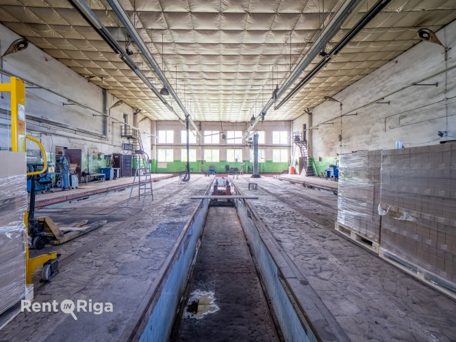 Ilgtermiņā iznomā divstāvu ēku kravas autoservisam Rumbulā  Tiek iznomāta pilnībā Rīgas rajons - foto 6
