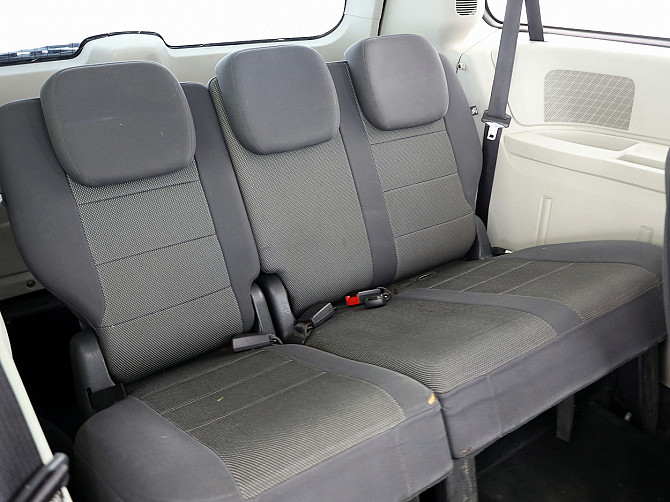 Chrysler Grand Voyager Comfort ATM 2.8 CRDi 120kW Tallina - foto 8