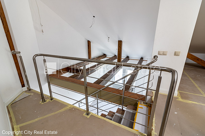 Fasādes māja, renovēta māja, slēgts pagalms, ieeja no ielas un pagalma, ir lifts, kāpņu Rīga - foto 19