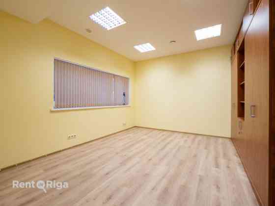 Редкая возможность аренды помещений в тихом центре города, в парковой зоне, с Rīga
