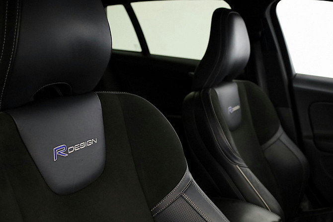Volvo V60 R-Design Facelift ATM 2.0 D5 133kW Tallina - foto 8