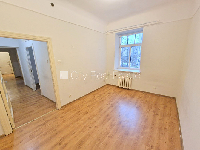 Pagalma māja, labiekārtota apzaļumota teritorija, ieeja no pagalma, guļamistabu skaits 1 gab., Rīga - foto 15