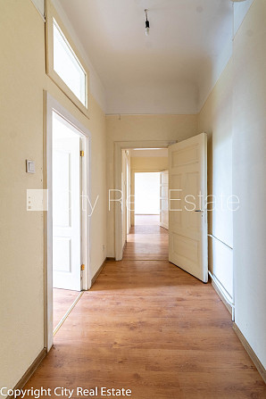 Pagalma māja, labiekārtota apzaļumota teritorija, ieeja no pagalma, guļamistabu skaits 1 gab., Rīga - foto 16