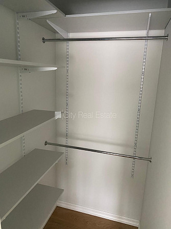 Fasādes māja, mansards, kāpņu telpa pēc kapitālā remonta, franču balkons, jumta terase, Rīga - foto 14