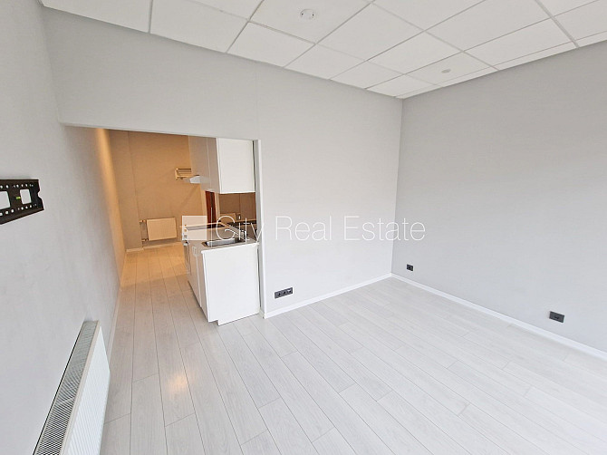 Fasādes māja, labiekārtota apzaļumota teritorija, vieta automašīnai, balkons, istabas Rīga - foto 8