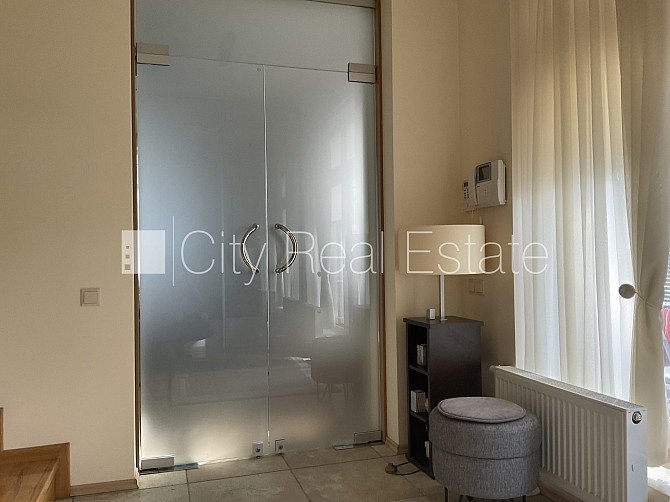 Pagalma ēka, labiekārtota apzaļumota teritorija, vieta automašīnai, istabas izolētas 2 gab., Rīga - foto 7