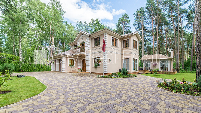 Fasādes māja, restaurēta māja, apsargāta teritorija, ieeja no ielas, ir lifts, kāpņu telpa Rīga - foto 2