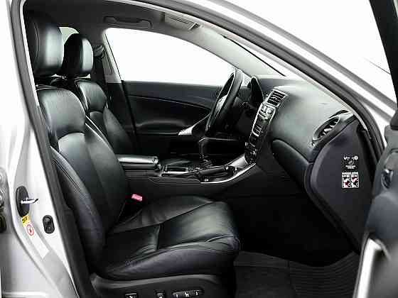 Lexus IS 220 Luxury Facelift 2.2 D-4D 130kW Tallina