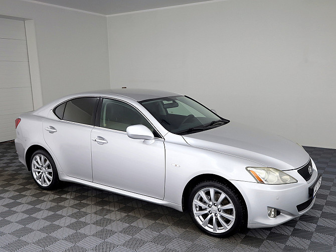 Lexus IS 220 Luxury Facelift 2.2 D-4D 130kW Tallina - foto 1