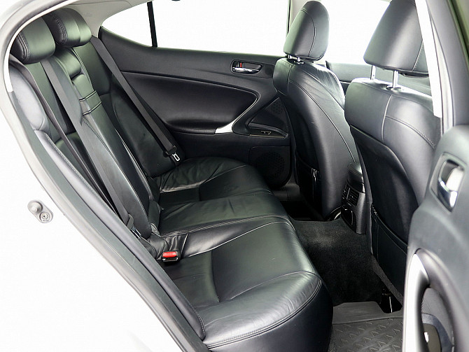 Lexus IS 220 Luxury Facelift 2.2 D-4D 130kW Tallina - foto 7