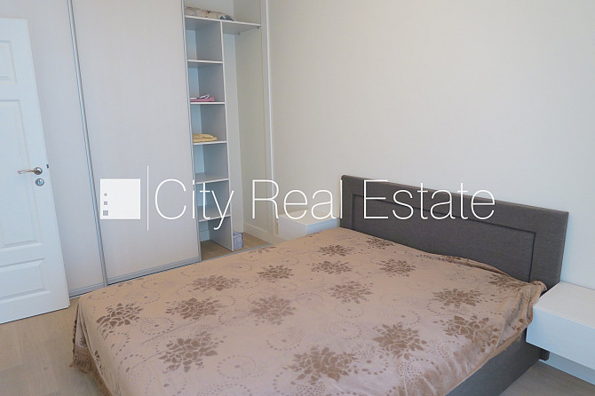 Jaunceltne, ķieģeļu mūra sienas, labiekārtota apzaļumota teritorija, slēgta teritorija, Jūrmala - foto 12