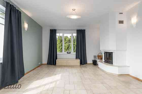 Izīrē ļoti mājīgu, daļēji mēbēlētu ģimenes divstāvu māju ekskluzīvā privātmāju rajonā Siguldā. Mājas Sigulda