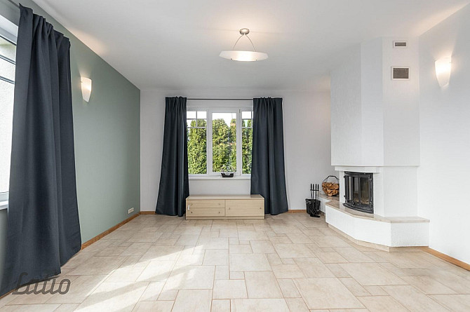 Izīrē ļoti mājīgu, daļēji mēbēlētu ģimenes divstāvu māju ekskluzīvā privātmāju Sigulda - foto 4