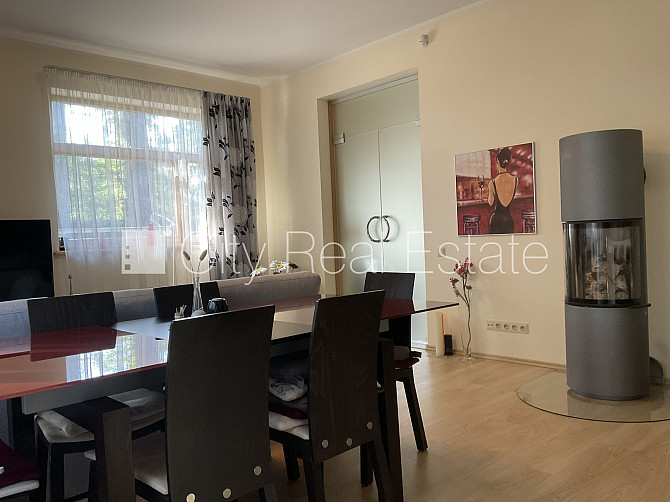 Dzīvokļu skaits ēkā  4 gab., keramzīta bloku sienas 0,42 cm, zaļā teritorija, slēgts Jūrmala - foto 10