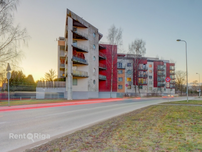 Pārdod 2 istabu dzīvokli projektā Zolitūdes vārti. Cenā iekļauta pazemes autostāvvieta. Rīga - foto 1