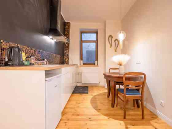 Элегантная, просторная квартира доступна для краткосрочной аренды в Старом Rīga