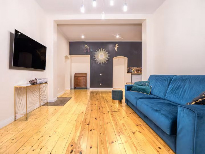 Pieejams elegants, plašs dzīvoklis īstermiņa īrei Vecrīgā, Mazā Monētu ielā. Dzīvoklis Rīga - foto 3