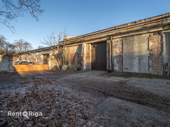 Noliktavas telpas ilgtermiņa nomai  720 m, tuvu Rīgas centram  Piedāvājam plašas un Rīga - foto 8
