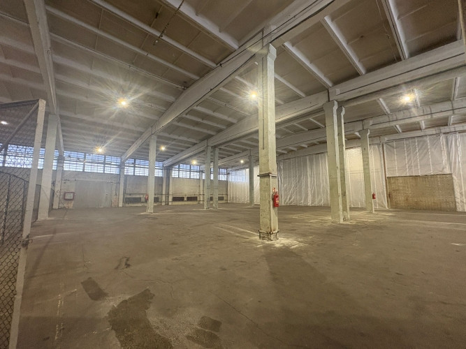 Pieejamas sakoptas un kvalitatīvas noliktavas Pļavniekos. Noliktavas ir restaurētas un pilnībā Rīga - foto 1