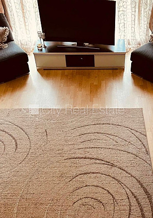 Fasādes māja, renovēta māja, apsargāta teritorija, ieeja no ielas, kāpņu telpa pēc Rīga - foto 5