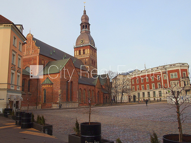 Фасадный дом, благоустроенная озеленённая территория, закрытый двор, территория Рига - изображение 12