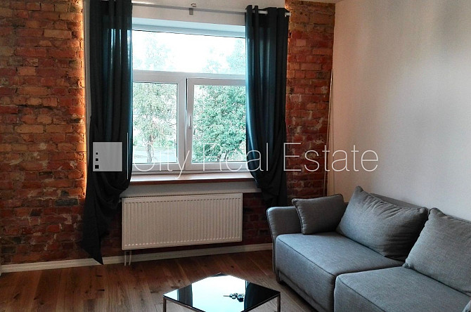 Фасадный дом, благоустроенная озеленённая территория, закрытый двор, территория Рига - изображение 18