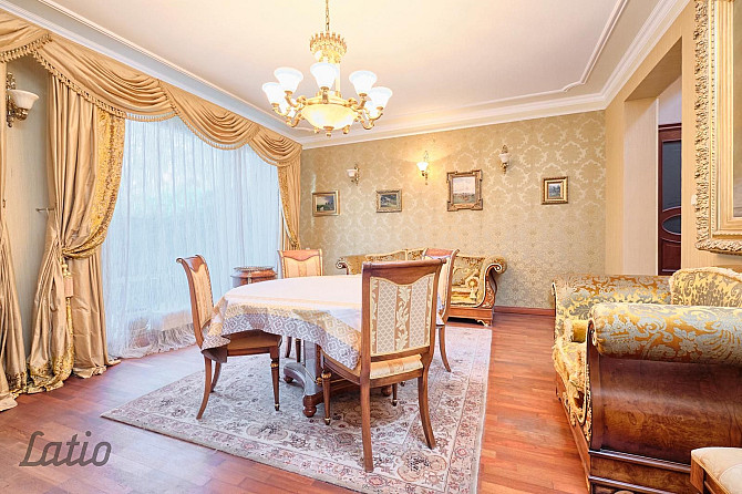 Piedāvājam iegādei kvalitatīvu rindu māju ar sakoptu un apzaļumotu teritoriju, mierīgā Rīga - foto 3