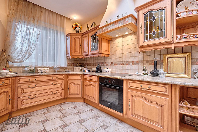 Piedāvājam iegādei kvalitatīvu rindu māju ar sakoptu un apzaļumotu teritoriju, mierīgā Rīga - foto 5