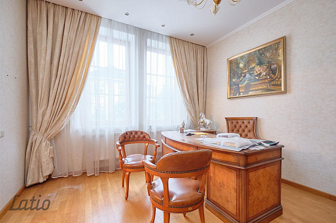 Piedāvājam iegādei kvalitatīvu privātmāju ar sakoptu un apzaļumotu teritoriju, klusā Rīga - foto 4