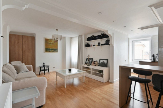 Izīrē mājīgu 2 istabu dzīvokli pašā Rīgas Centrā!  Saulains dzīvoklis kura logi ir vērsti uz pagalma Рига - изображение 4