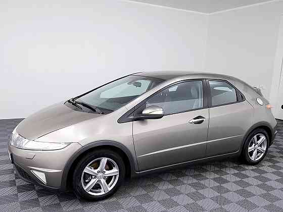 Honda Civic Elegance 1.8 103kW Tallina