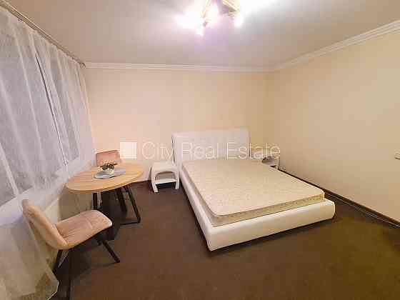 Фасадный дом, реновированный дом, энергоэффективный дом, закрытый двор, Рига