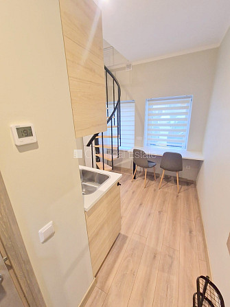 Земля в собственности, фасадный дом, место для машины, вход с улицы, лифт, лоджия 4 Рига - изображение 15