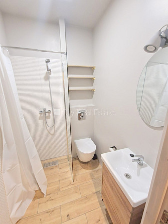 Земля в собственности, фасадный дом, место для машины, вход с улицы, лифт, лоджия 4 Рига - изображение 16